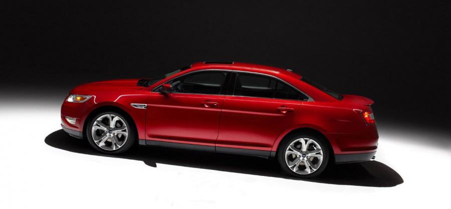  Ford Taurus SHO 2010 года  (фото 137 из 248)